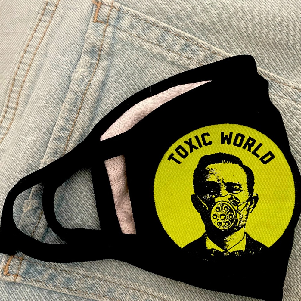 🤢 Toxic World ☠️ Face Mask